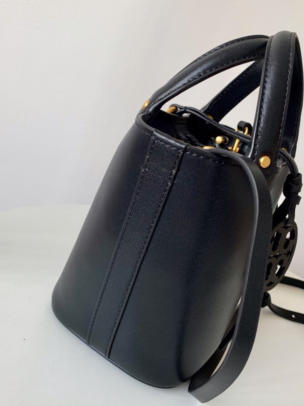 Tory Burch Black Leather Mini Tote Crossbody Bag with Logo Charm - Picture 4 of 5